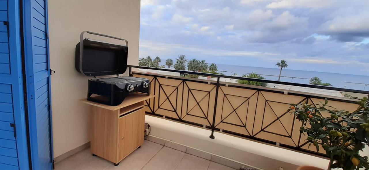 Penthouse Direkt Am Meer Полис Екстериор снимка