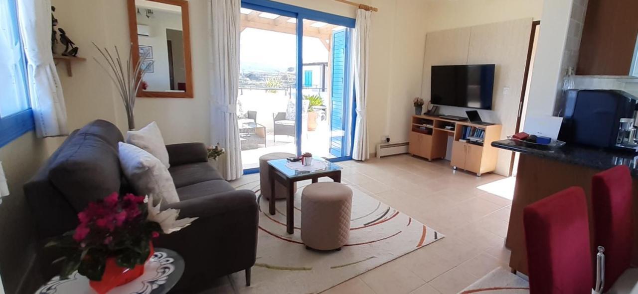 Penthouse Direkt Am Meer Полис Екстериор снимка