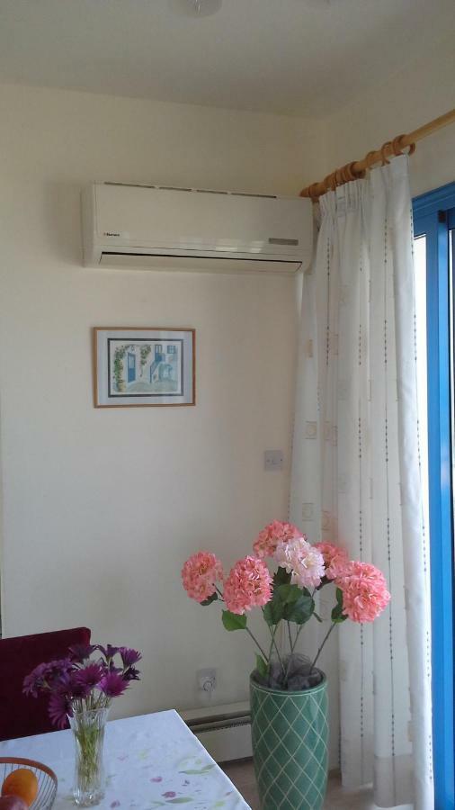 Penthouse Direkt Am Meer Полис Екстериор снимка